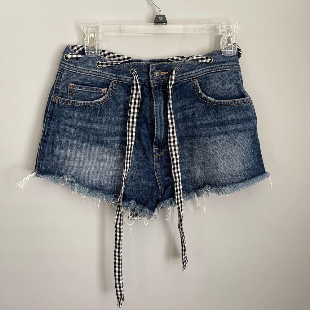 Hollister High-Rise Vintage Cut Off Jean Shorts 5/w27